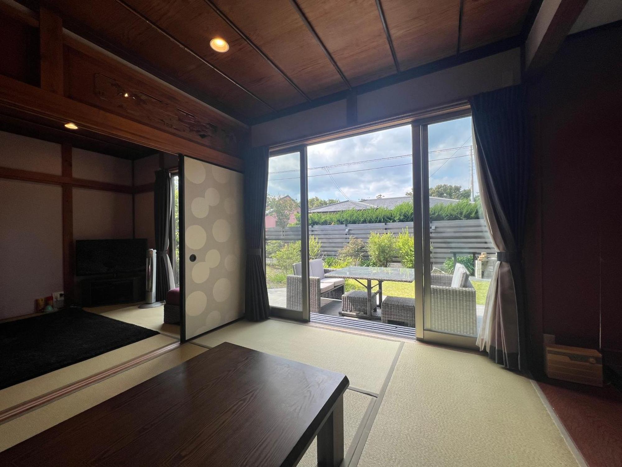 Вилла Den House Oshima Экстерьер фото